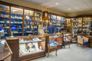 Rossiters & Sons 